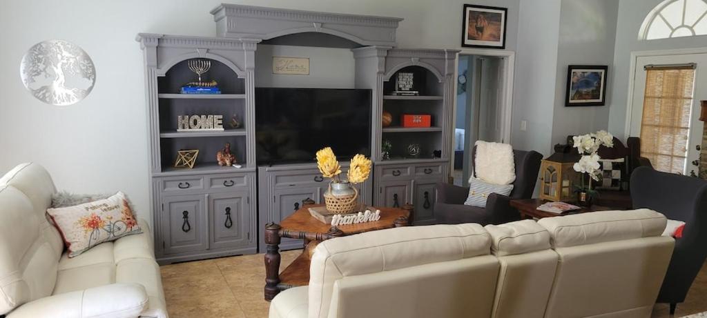 Charming Country Retreat Home Клермонт Екстериор снимка